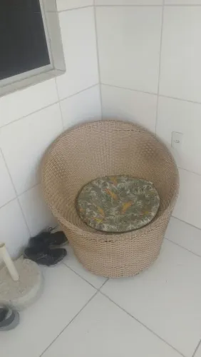 Poltrona redonda fibra sintética.
