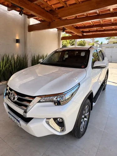 Toyota Hilux SW4 SRX 4X4 2.8 TDI 16V Dies. Aut. 2019