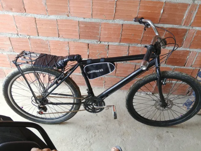Vende-se bicicleta aro 26 montadinha nao abaixo o valor!
