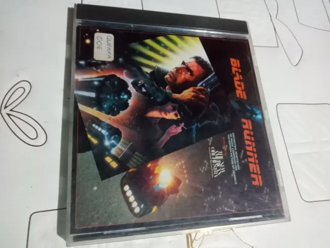 CD original da trilha sonora do filme Blade runner