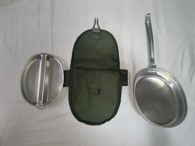 Marmita militar em alumínio com estojo