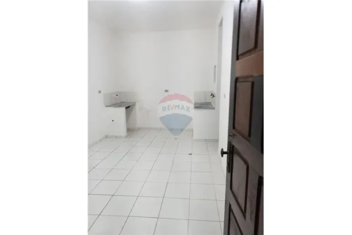 Vende Prédio Residencial com 7 kitnets - Getúlio Vargas