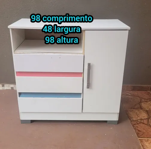 Linda cômoda
