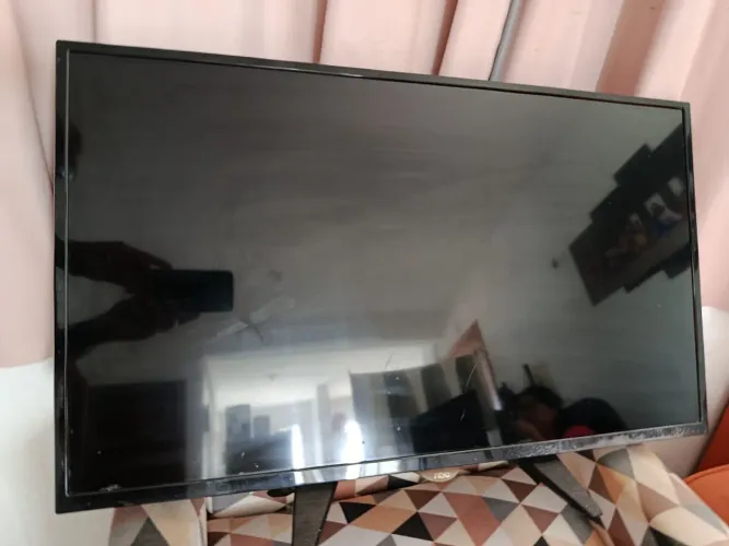 Televisão AOC p/ retirada de peças ou concerto