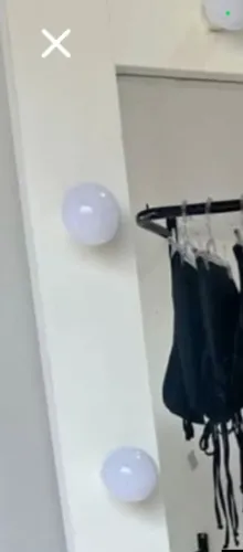 vendo um espelho camarim novíssimo