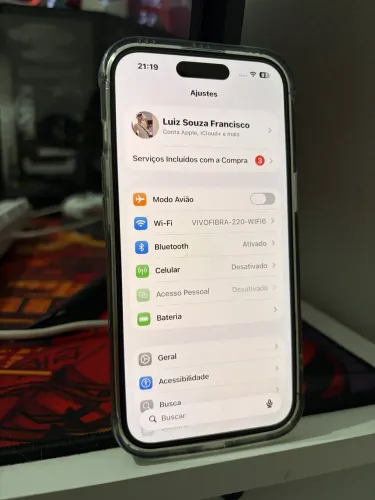 iPhone 15 Verde 128GB Semi Novo