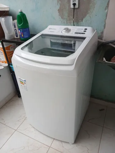 Máquina de Lavar Eletrolux .14 kilos