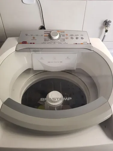 Vendo Máquina de Lavar Roupas Brastemp 11kg - Usada e Com Garantia - Apenas $450,00 Reais!