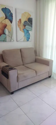 Sofá 2 lugares fixos