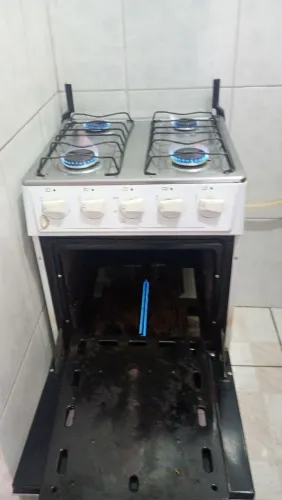 Fogão quatro bocas