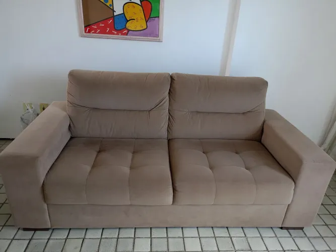 Vendo em ótimo estado. Sofá para até 4 pessoas.