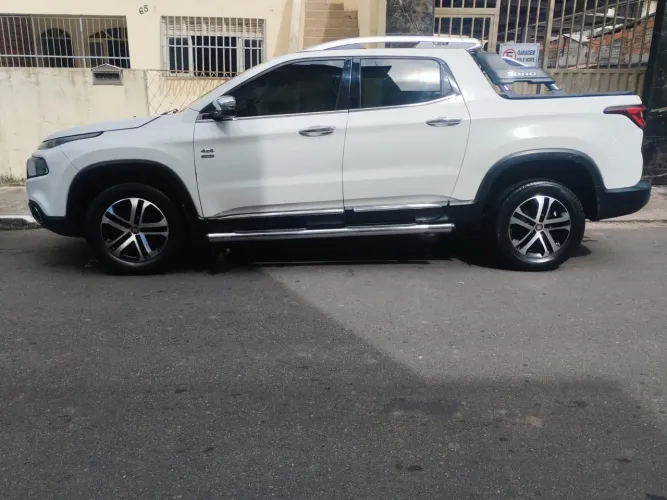 Fiat Toro Volcano 2.0 16V 4X4 TB Diesel Aut. 2017