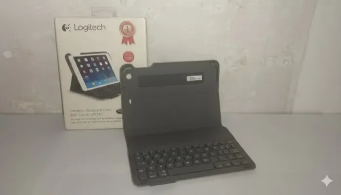 Capa Teclado Logitech Ultrathin Folio