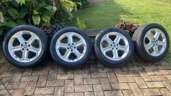 Jogo Rodas com pneus BMW X1 Sport GP aro 18