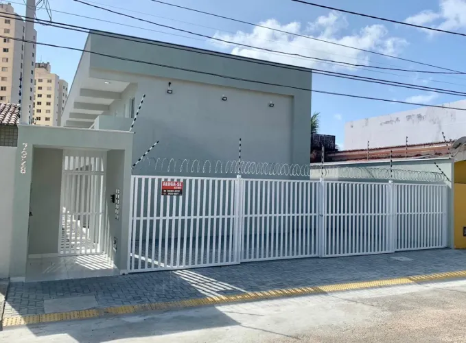Kitnet em Pitimbú / Cidade Satélite