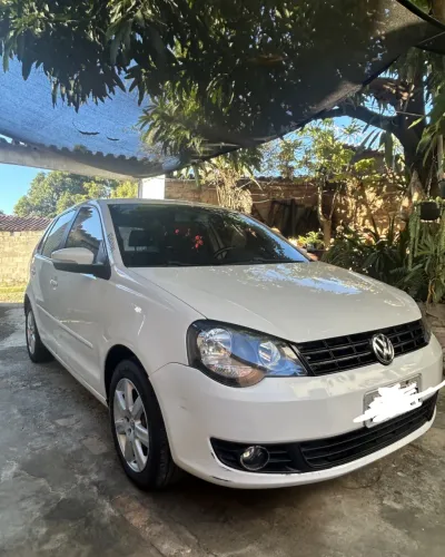Volkswagen Polo 1.6 Mi/s.ouro 1.6 MI Tot.flex 8V 5P 2013