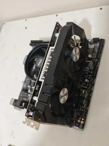 Kit Ryzen 5 + GPU