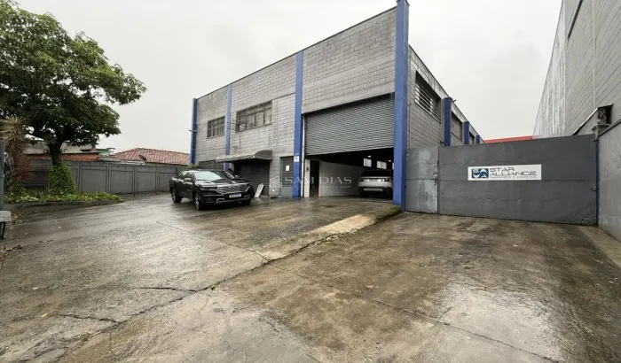 Galpão em Osasco com 590 m² para locação