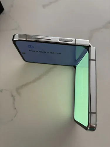 Celular Samsung Flip 5