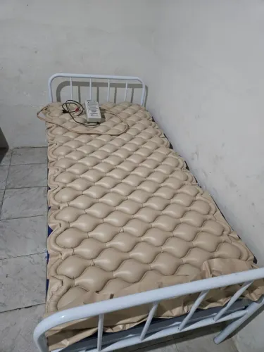 Colchão pneumático para tratamento de escaras