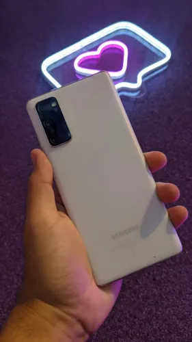 SAMSUNG S20 FE - 128 GIGAS 