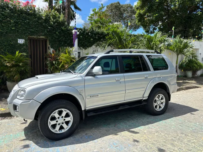 Mitsubishi Pajero Sport HPE 2.5 4X4 Diesel Aut. 2010