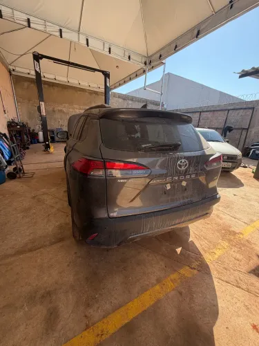 SUCATA COROLLA Cross 2025
