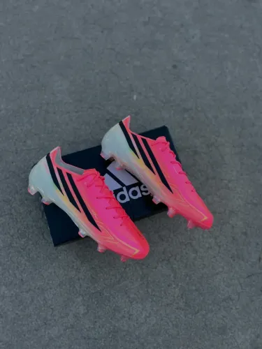 Chuteira adidas F50 lançamento