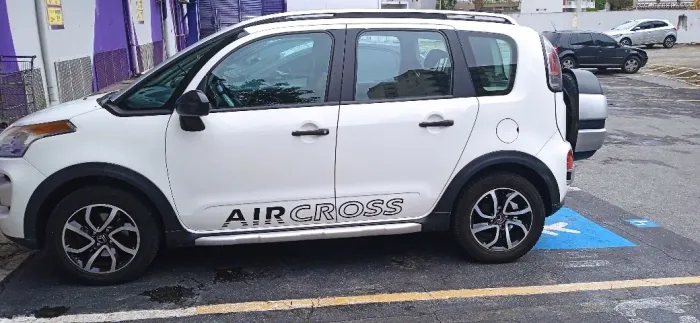 Citroen Aircross GLX 1.6 Flex 16V 5P Aut. 2013