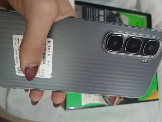 Smartphone HOT 60i - Infinix