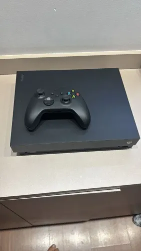 Xbox one X 1 TB