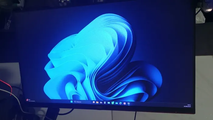 Vedo monitor AOC 27