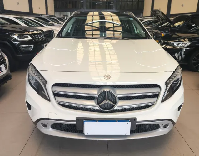 Mercedes-Benz GLA 200 Enduro 1.6 TB 16V Flex Aut. 2017