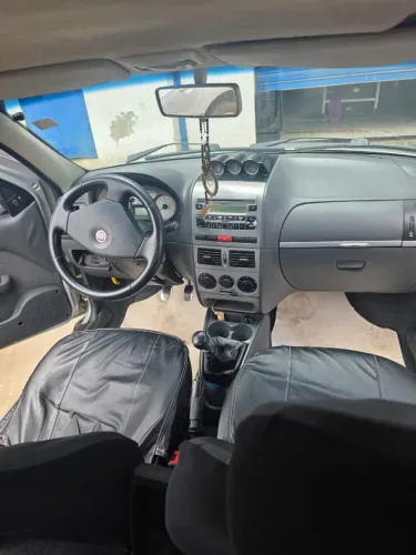 Fiat Strada Adventure1.8/ 1.8 Locker Flex CD 2010
