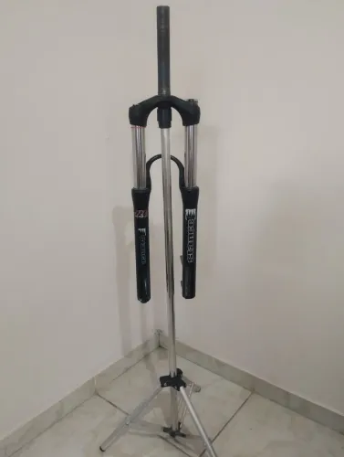 Suspensão manitou dj