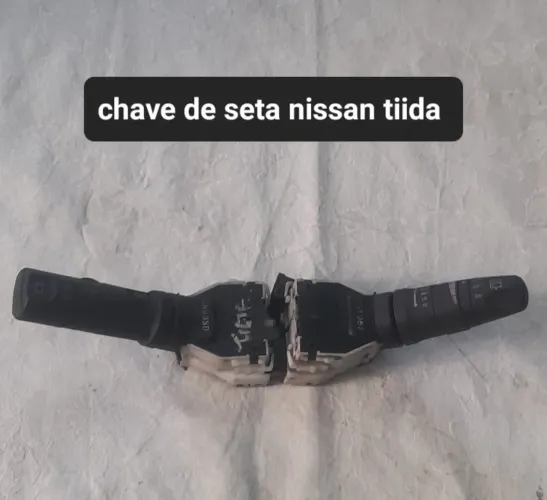 Comando de seta Nissan Tiida original