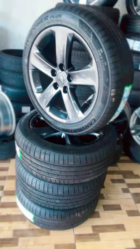 RODAS ARO 17 5/114 PNEUS NOVOS(205/50/17)