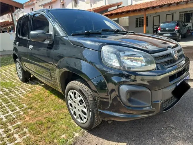 Fiat Uno Attractive 1.0 EVO Fire Flex 8V 5P 2021