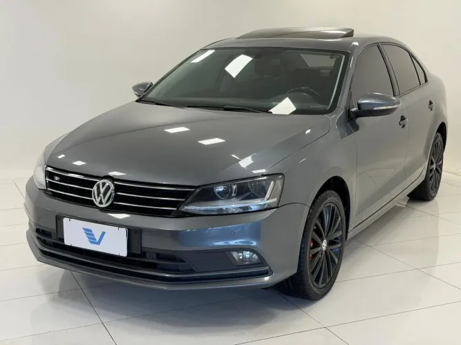 Volkswagen Jetta Comfortline 1.4 TSI 16V 4P Aut. 2018