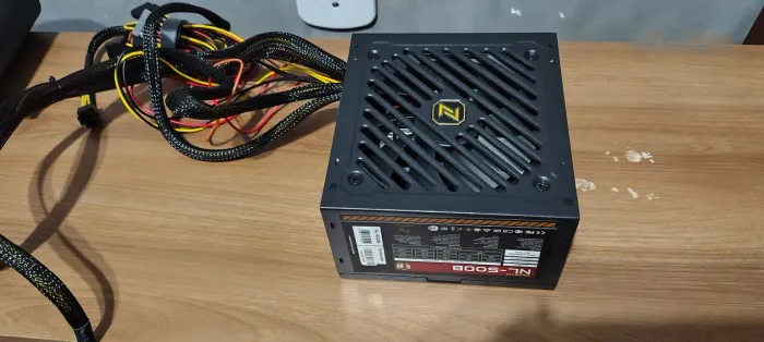 Fonte de Alimentação PC 500W NL-500B 80 Plus - Estado de Nova