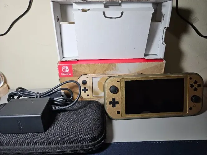 Switch Lite Edição Hyrule | Desbloqueado 256gb | Caixa, Case e Bag | Excelente