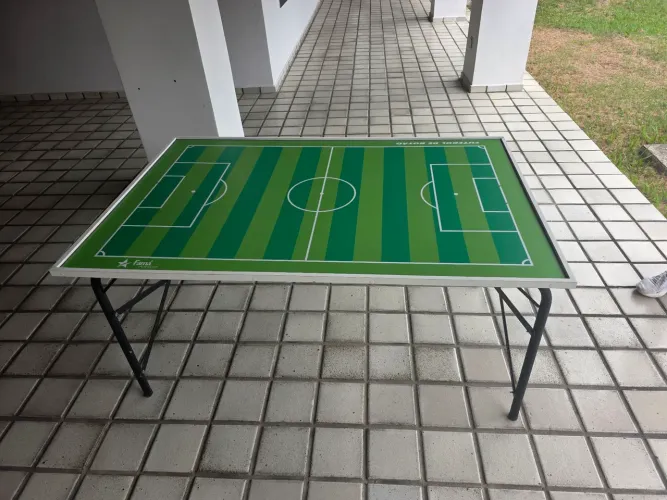Vendo mesa de futebol de botão!