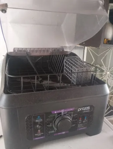 Máquina de lavar louças marca praxis