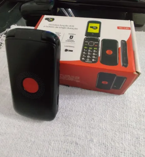 Vendo celular DL YC-130 projetado para idosos 