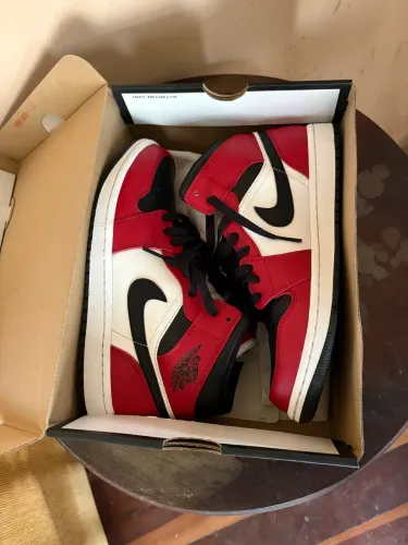 Air Jordan 1 Mid Chicago Black Toe TAM:40