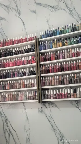 Vaga para manicure que já trabalha na área 