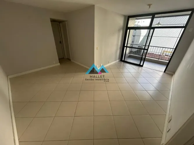 Excelente apartamento de 2 quartos, sendo 1 suíte, 85 m², com vaga de garagem, para locaçã