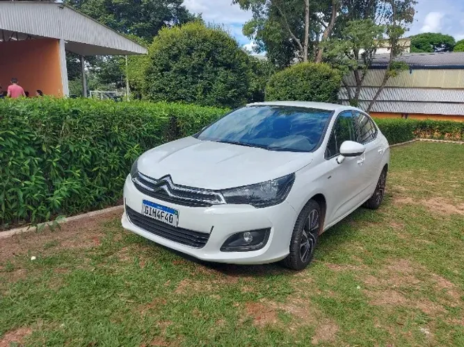 Citroen C4 Lounge S 1.6 Turbo Flex Aut. 2017