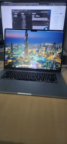 MacBook Air M4 15.3" 256GB 16GB RAM SkyBlue