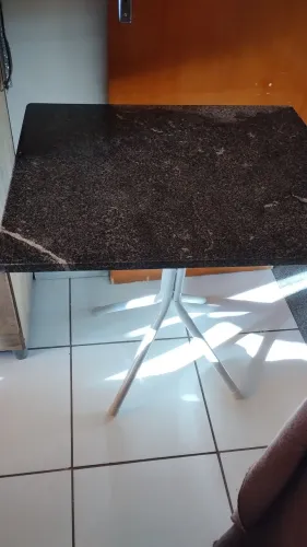 Mesa de granito 